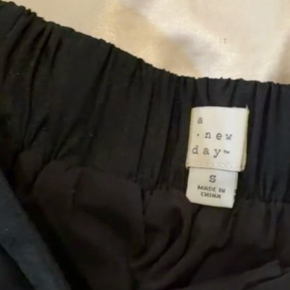 Women’s Black Pleated Skirt - Picture 2 of 2